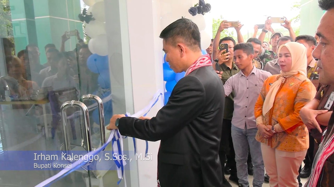 Wujudkan Visi 'Konsel Sehat', Bupati Irham Kalenggo Resmikan Gedung Baru Puskesmas Andoolo