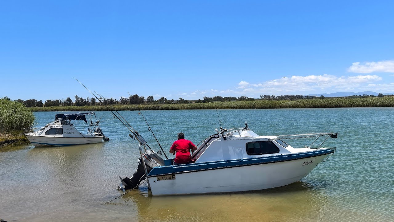 Boat camping the Berg river (Veldrift catch and cook)