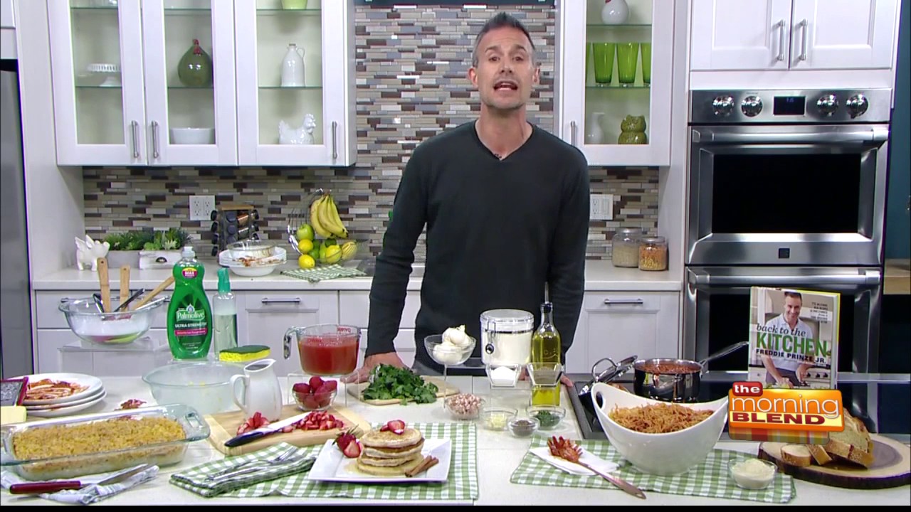 Freddie Prinze Jr. shows us what “Messipies” are and why they are good for your family