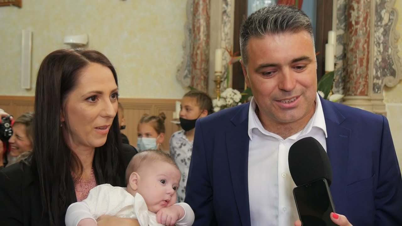Krštenje četvrtoga djeteta u obitelji Delonga i devetoga djeteta u obitelji Galić u Trilju
