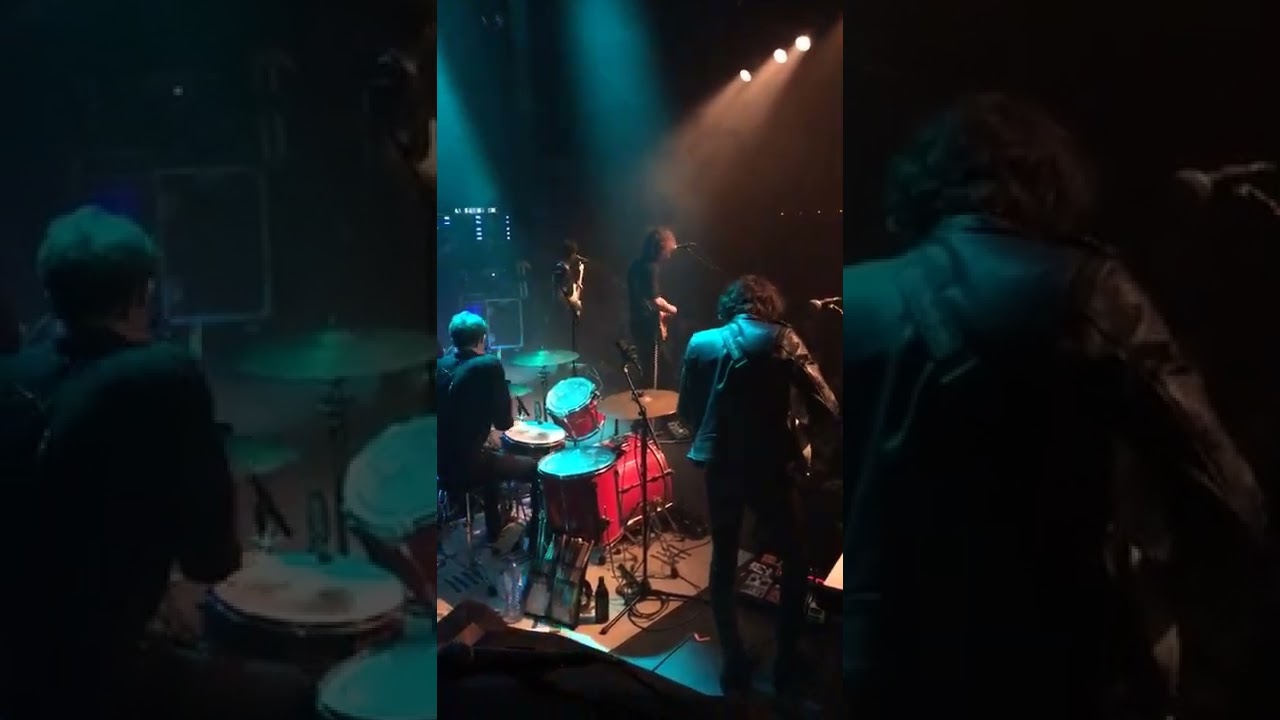 Warbly Jets - Alive - 10/07/17