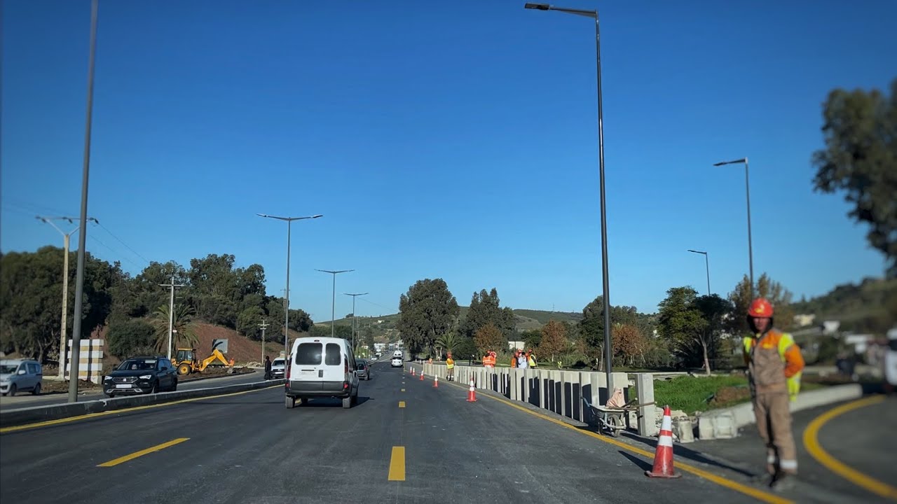 إصلاحات جديدة في مدخل مدينة طنجة.. جولة من مشلاوة الى مسنانة 🚧👷‍♂️