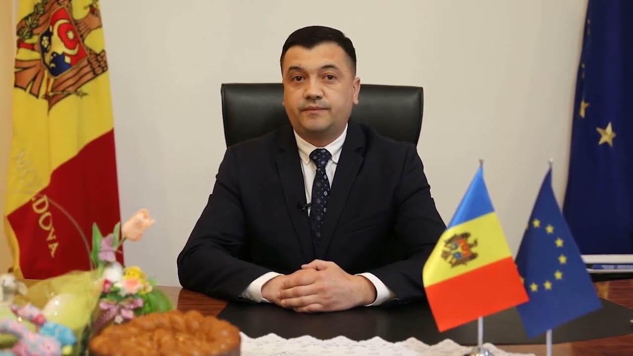 Felicitarea Ministrului Afacerilor Interne - dl Adrian Efros