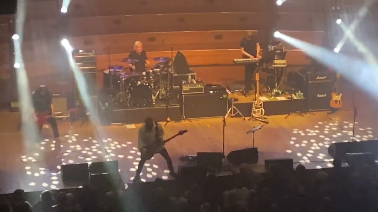 Peter Hook & The Light - Auckland Town Hall 18th May 2024