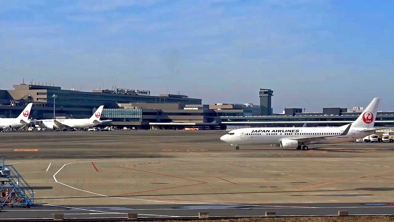 日本東京成田機場跑道滑行準備起飛 Tokyo Narita Airport (Japan)