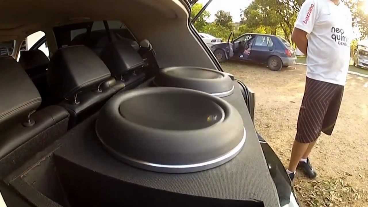 JL Audio W7 Loud Bass Excursion