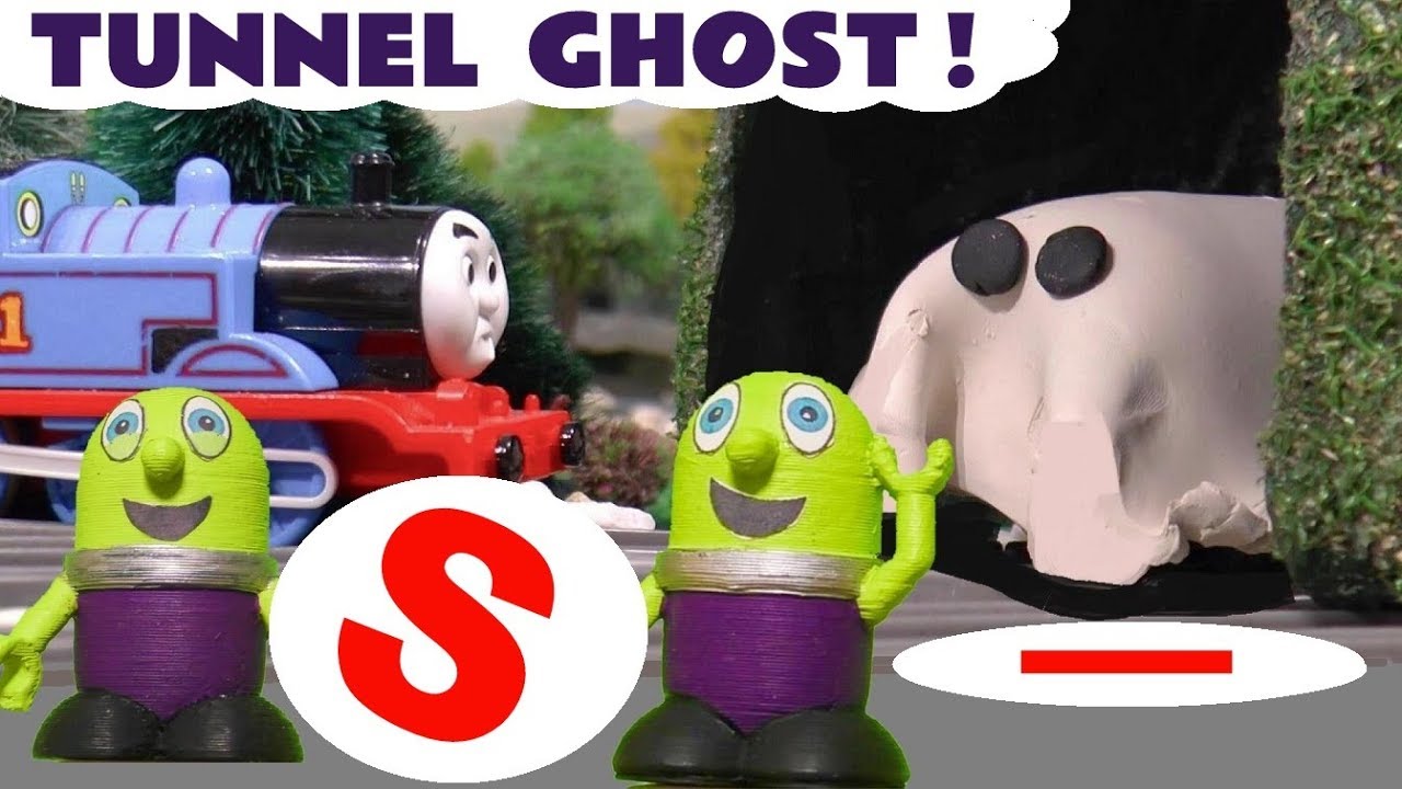 Thomas The Tank Engine Tunnel Ghost Game with the Funlings