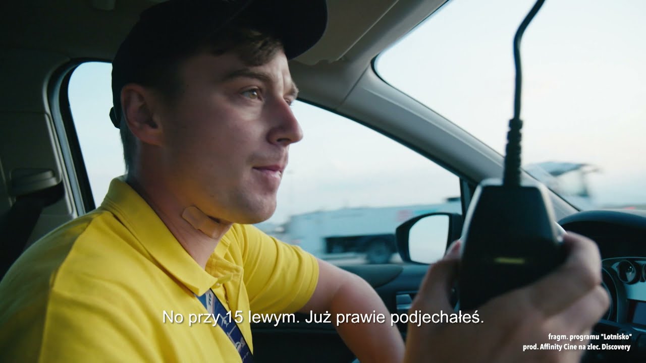 Stracił uprawnienia do pracy bo przez niego trzeba było zatrzymać samolot! [Lotnisko]