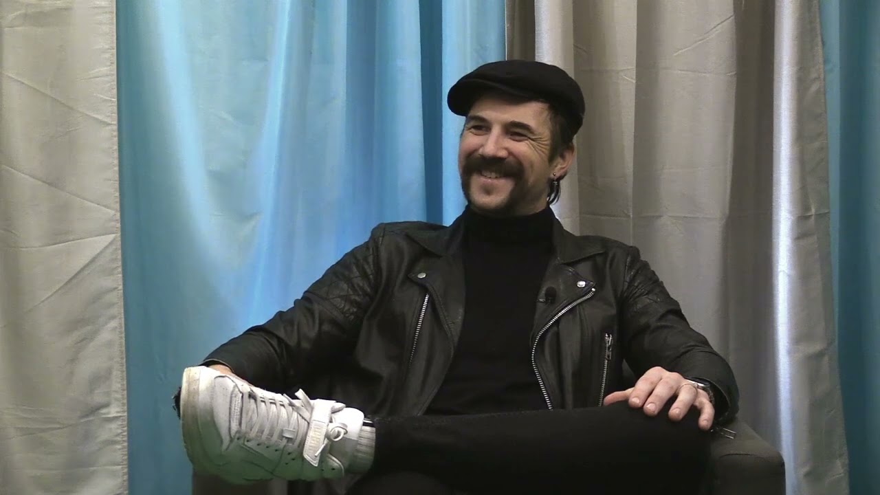 Antennen: Bongo S04E03 med Adam Grahn i Royal Republic