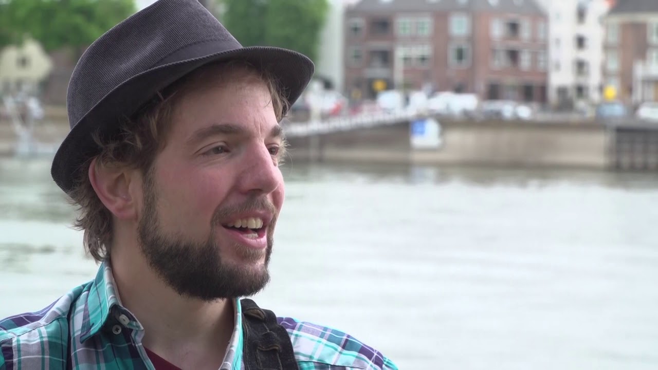 De Stadstroubadour - Net als ik (Hart onder de riem lied)