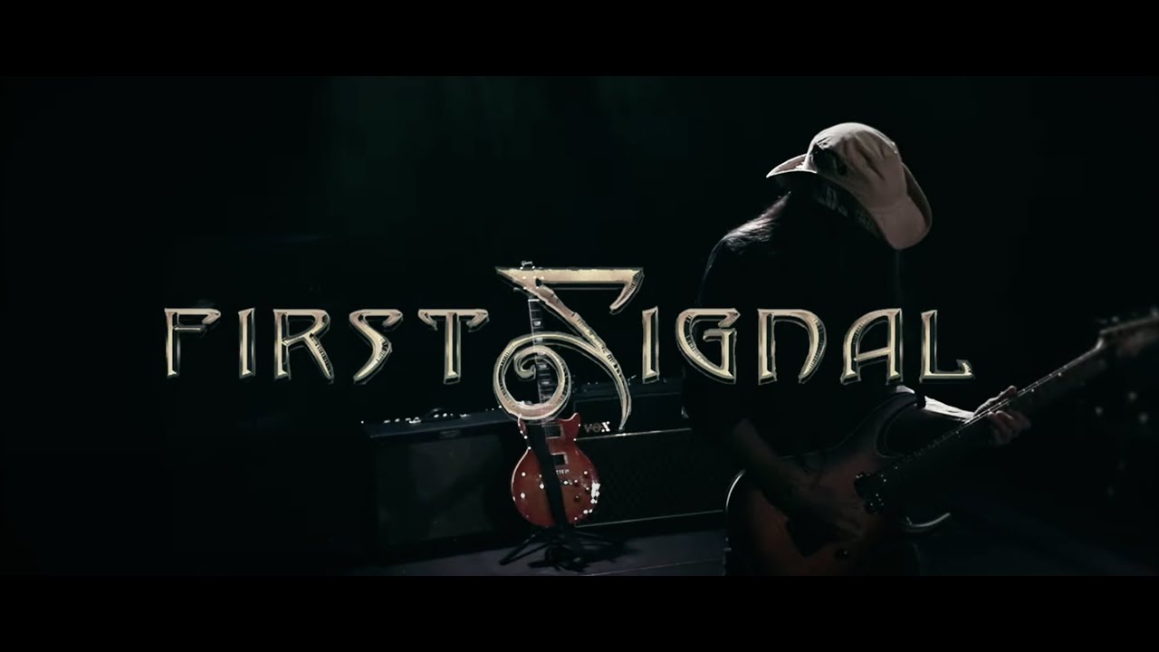 First Signal (Harry Hess) - 