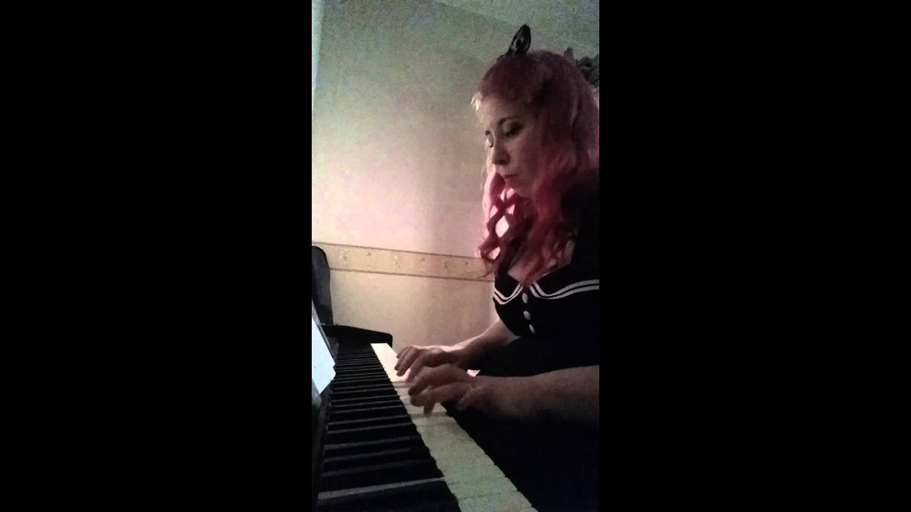 Juha Tapio -kaksi puuta piano