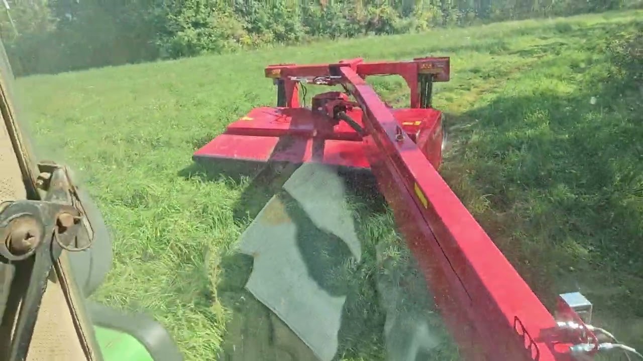 Bought a 2023 Massey Ferguson 1376 Discbine today!