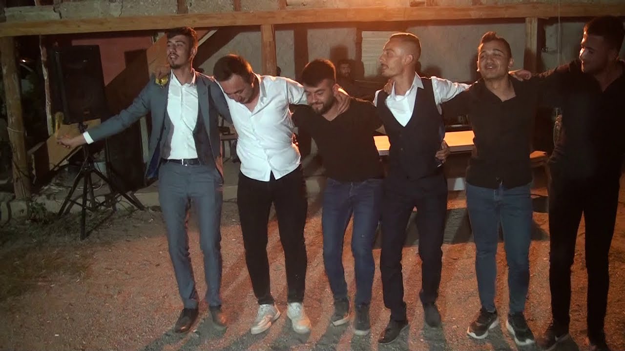HALAY BÖYLE ÇEKİLİR ÇORUM SUNGURLU ALEMBEYLİ GENÇLERİ BİZİM ELİN DÜĞÜNLERİ
