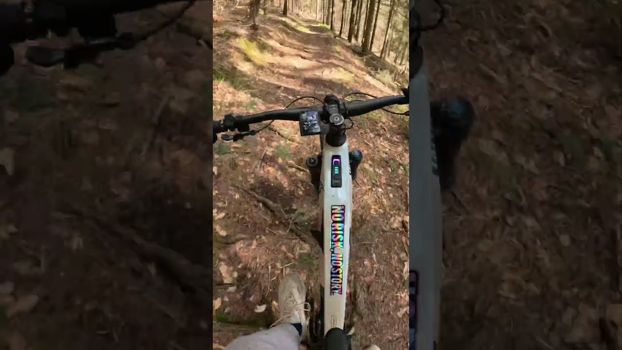 #mtb #mountainbike #downhill #mtblife #mtbdownhill #trailride #mtblove #mtbtrails #downhillmtb
