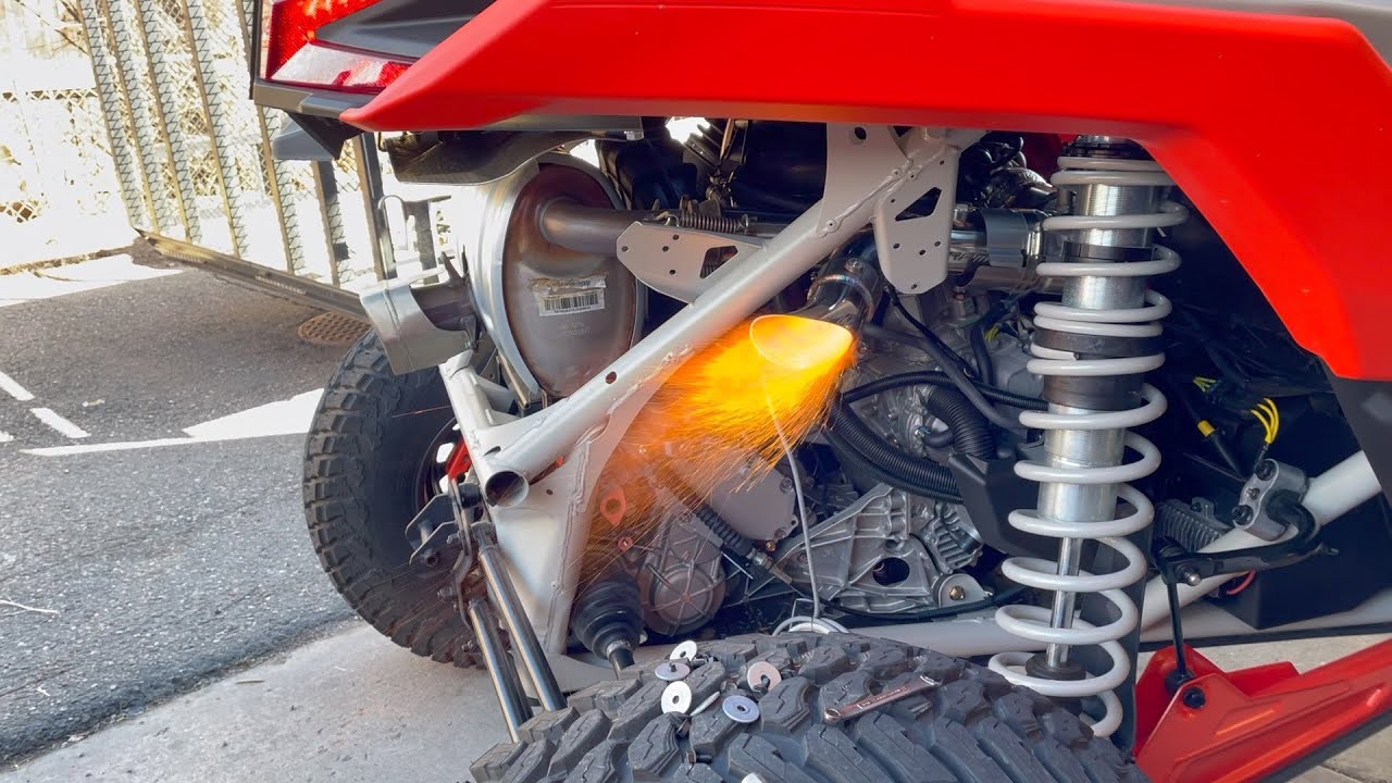 Nuevo escape para el 2021 can-am X3 xrc