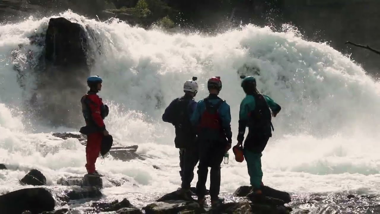 LOWER RAUMA AT 35m3/s - EUROPEAN WHITEWATER SCHOOL