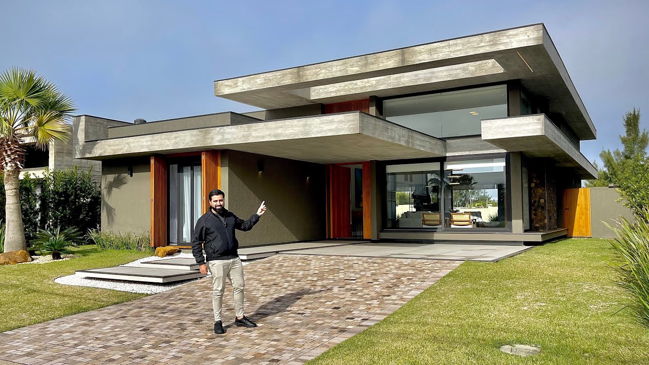 CASA TÉRREA COM 215M² PRIVATIVA, TOTALMENTE MOBILIADA À VENDA NO COND. CELEBRATION EM XANGRI-LÁ! 😳