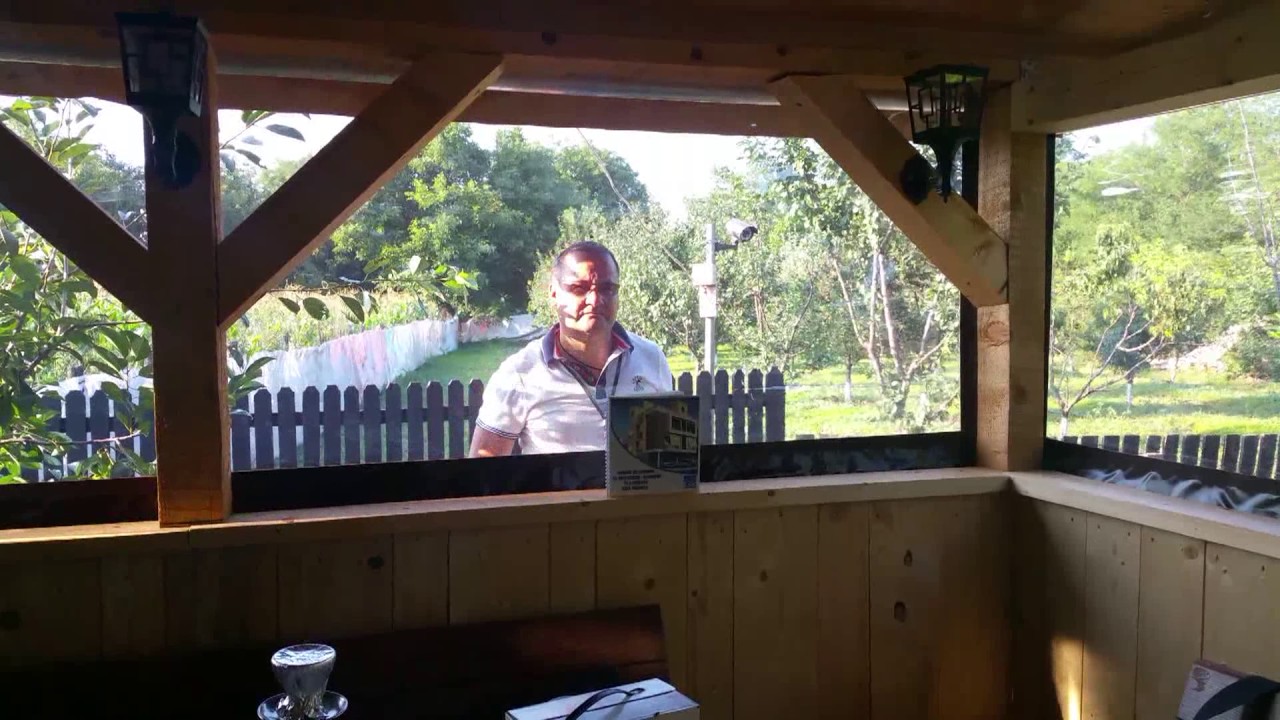 Folie transparenta. Folie transparenta terasa. Folie transparenta foisor. Folie cu capse si bride.