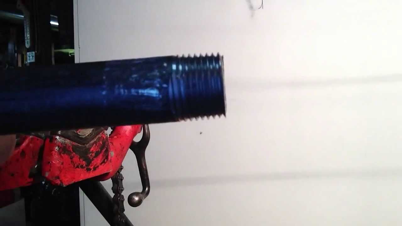 How to thread pipe by hand part 2