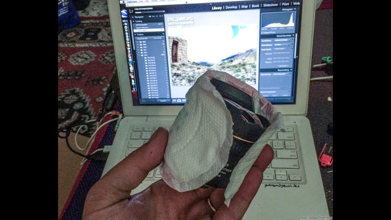You Can Use Menstrual Pads to Dry Your Lenses?