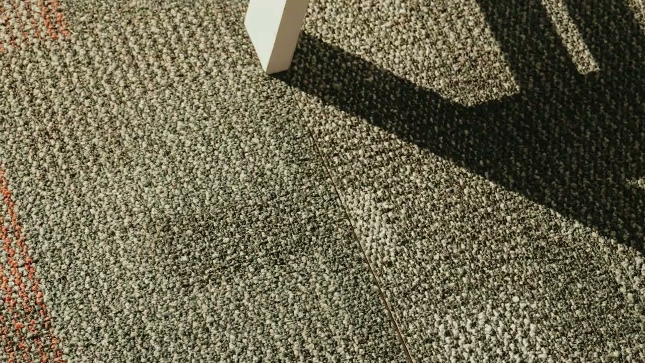 CARPET TILE, la nuova collezione Swing di quadrotte in moquette.