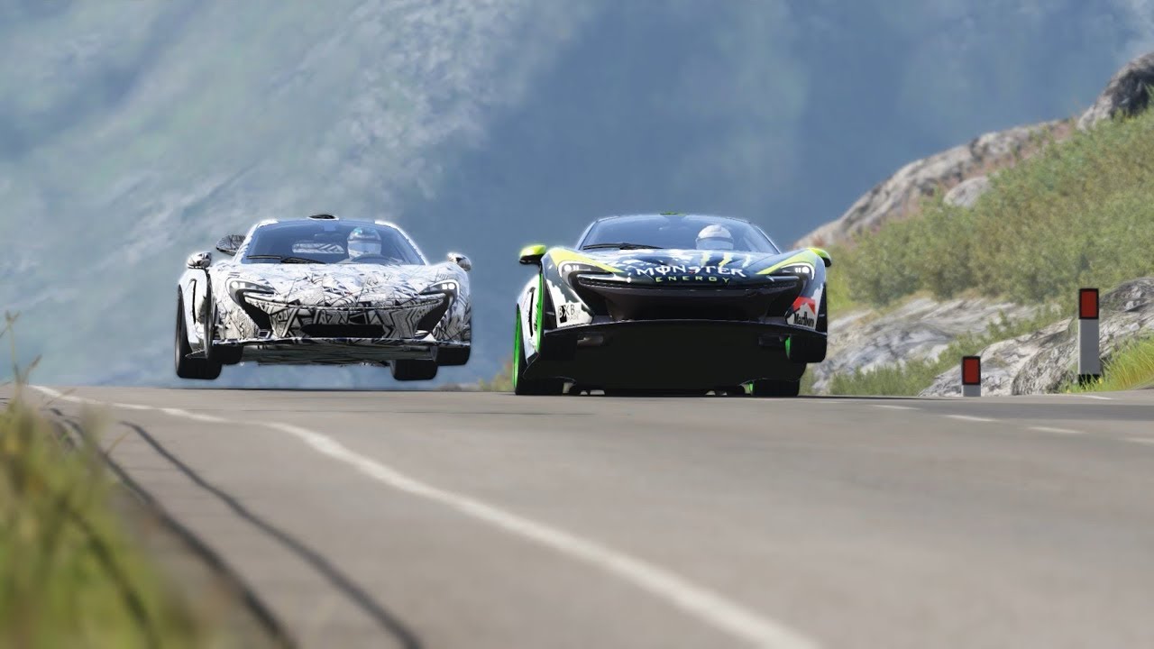 McLaren P1 Monster Energy vs McLaren P1 Camouflaged at Highlands