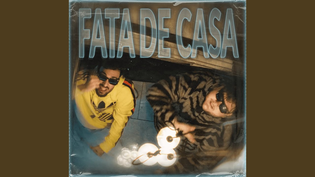 Fata De Casa