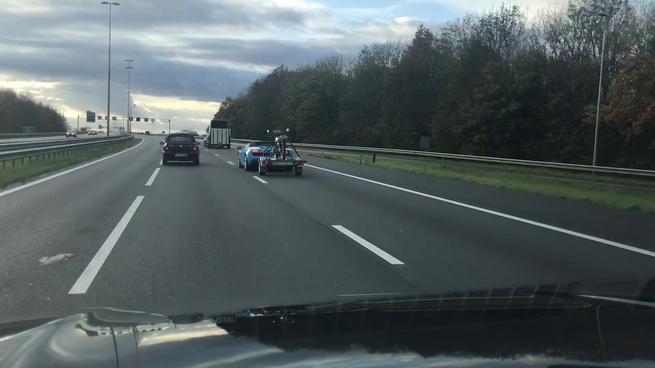 Lamborghini Gallardo Spyder towing trailer with Zundapp ks50