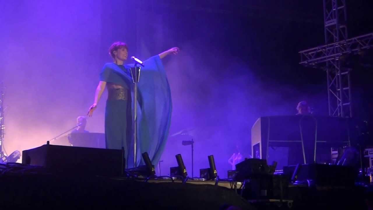 FLORENCE & the MACHINE 