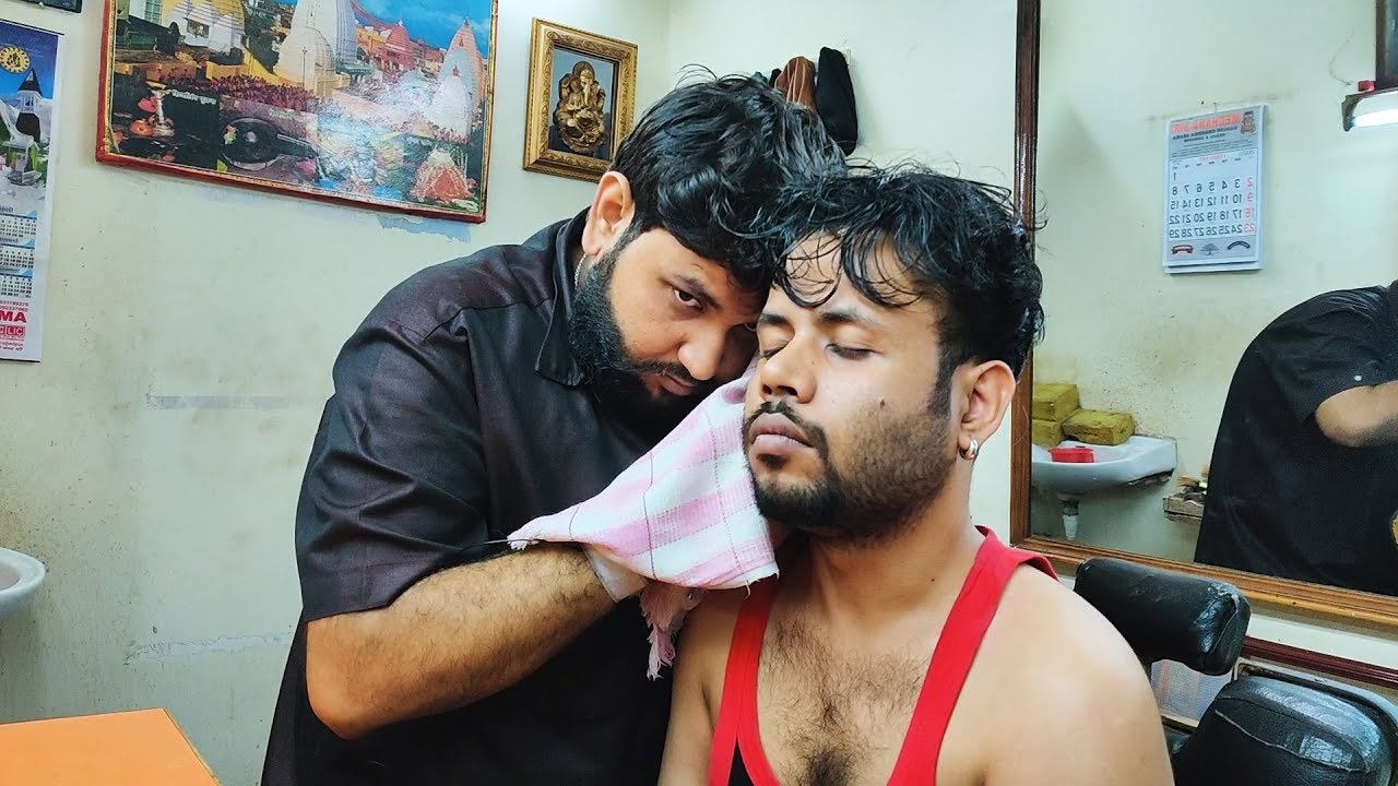 Shamboo Cracks Skin, Neck, Ear and Hair in his Mustard Oil Head Massage | Indian Massage