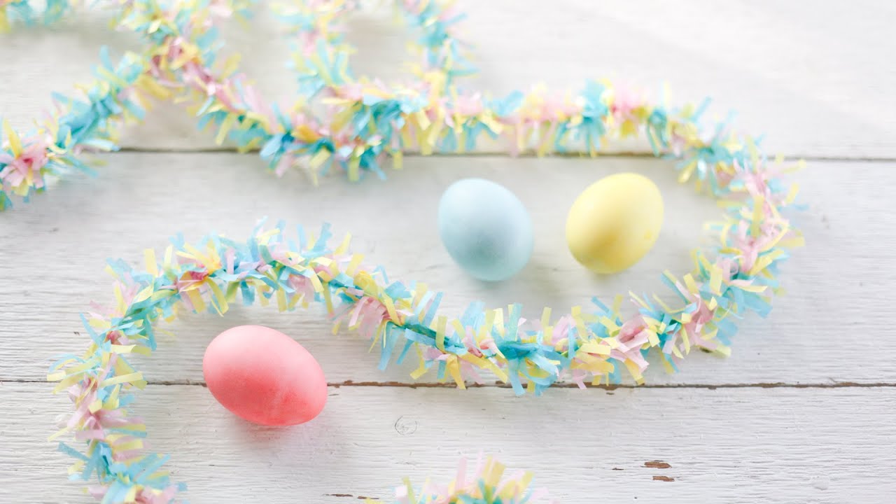 Vintage Craft: Tissue Paper Festooning! DIY Easter Garland Tutorial