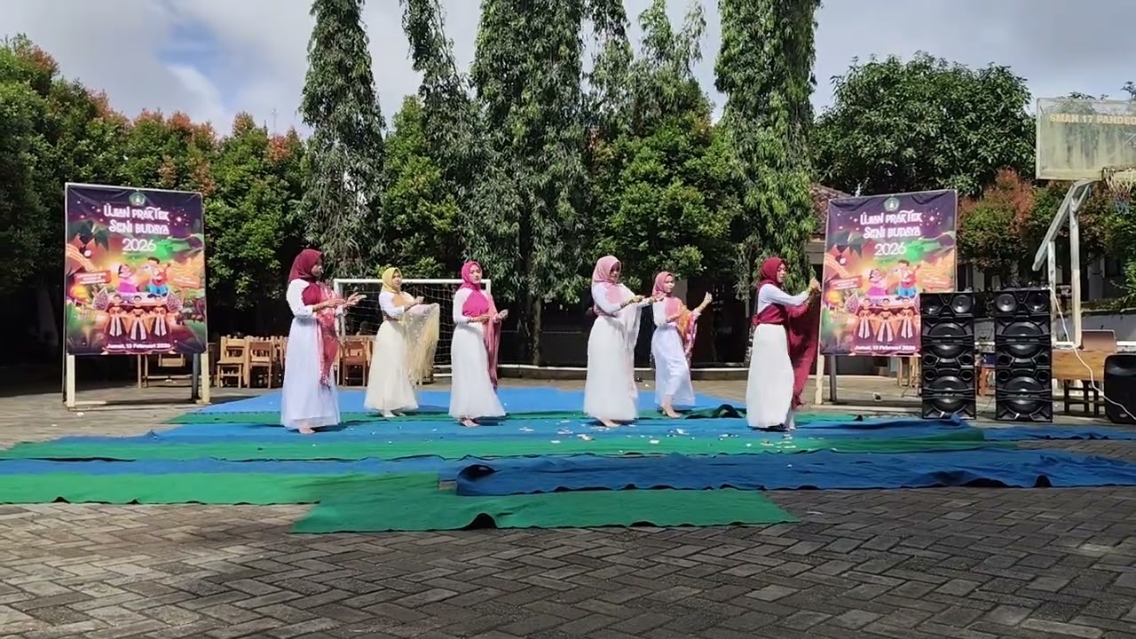 XII B TARIAM INDIA