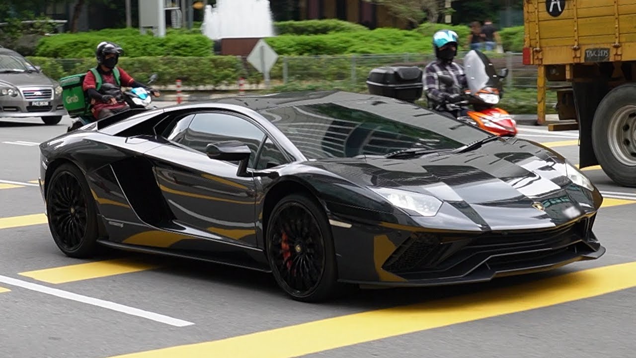Supercar street spotting @ Pavilion