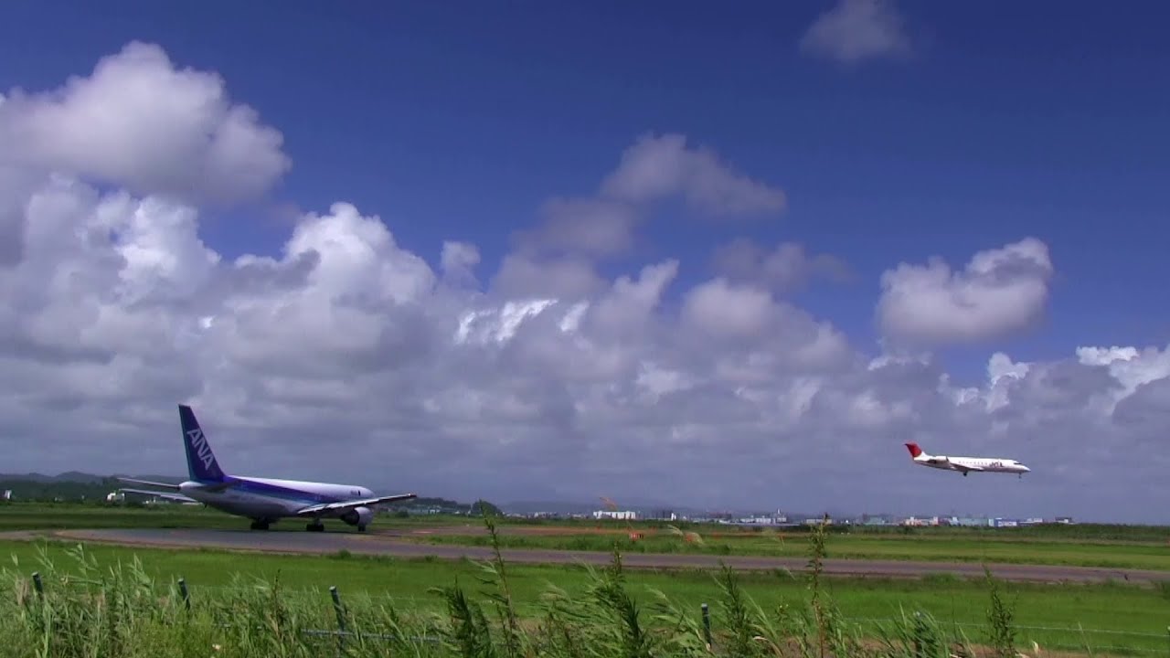 美しい夏空の仙台空港で離着陸をする飛行機映像 Summer Sky & Plane Spotting at Sendai Airport | Japan HD