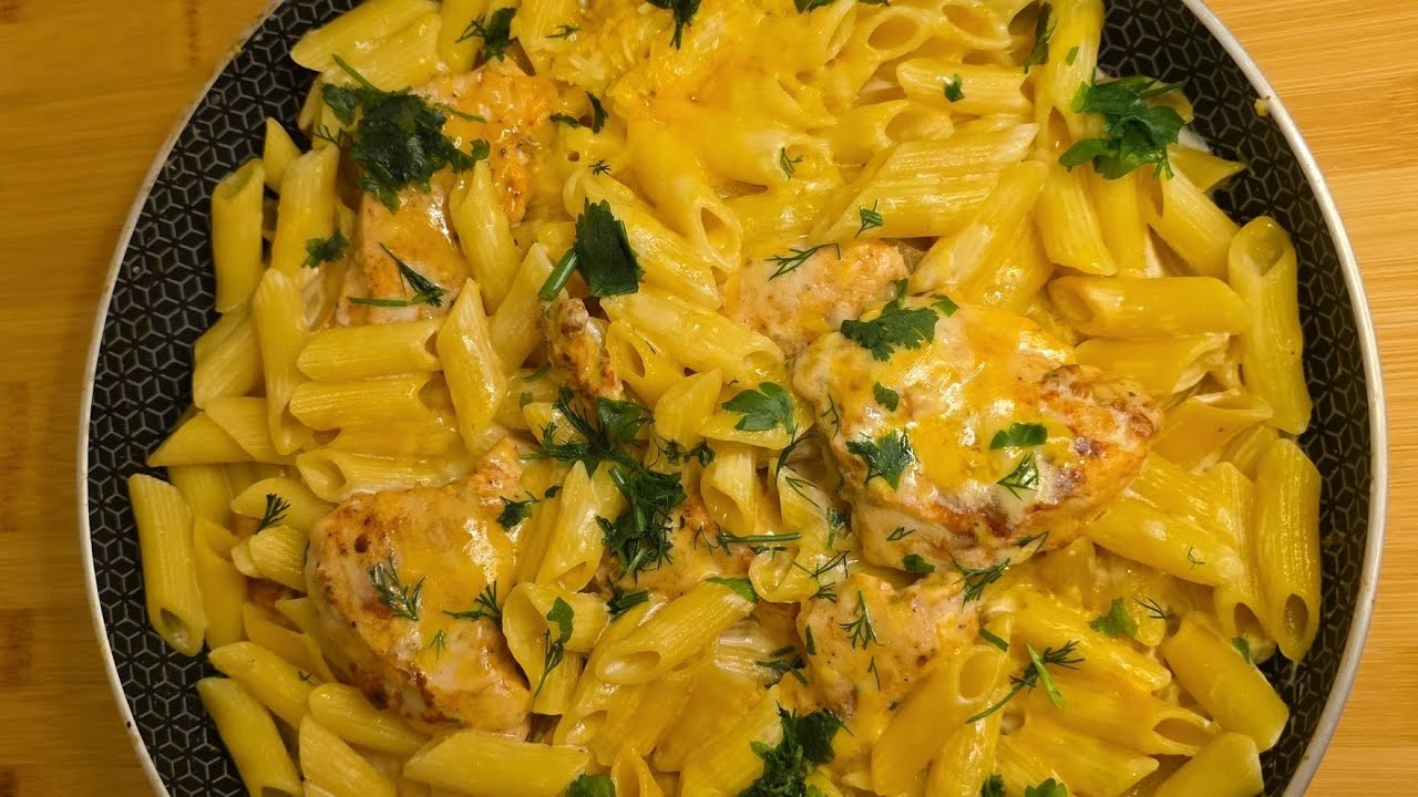 معكرونة الدجاج بالكريمة سهلة وسريعة Easy and quick chicken pasta with cream🥘✨️