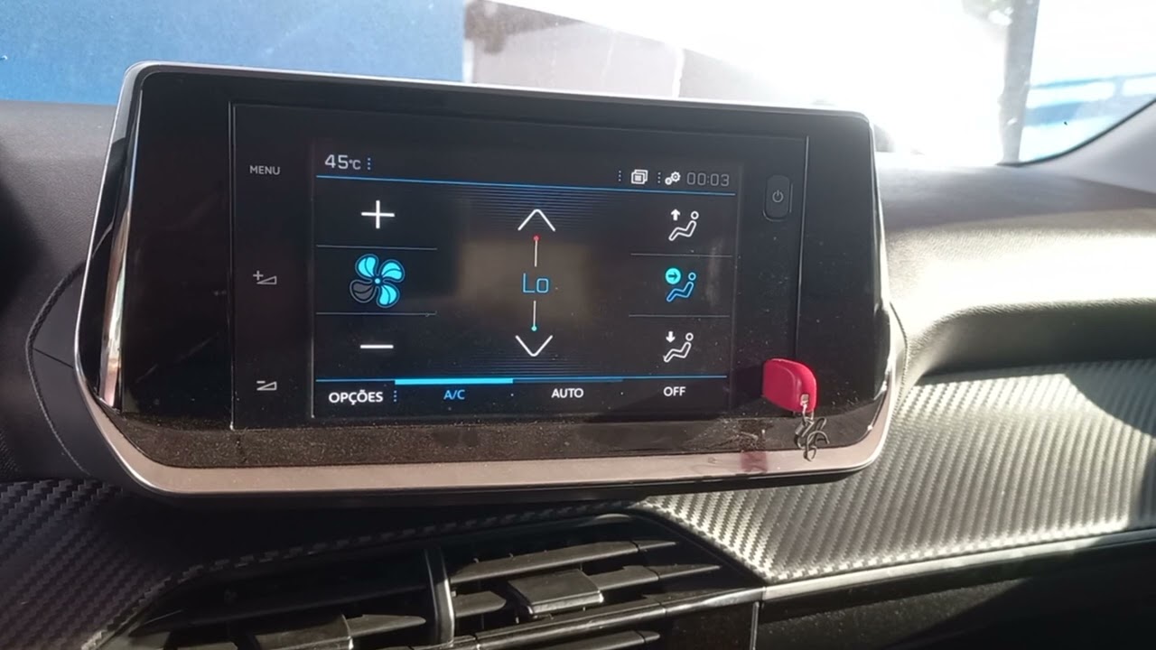 DEFEITO NO AR CONDICIONADO E DIREÇÃO ELÉTRICA FICANDO DURA AS VEZES PEUGEOT 208 ANO 2021.