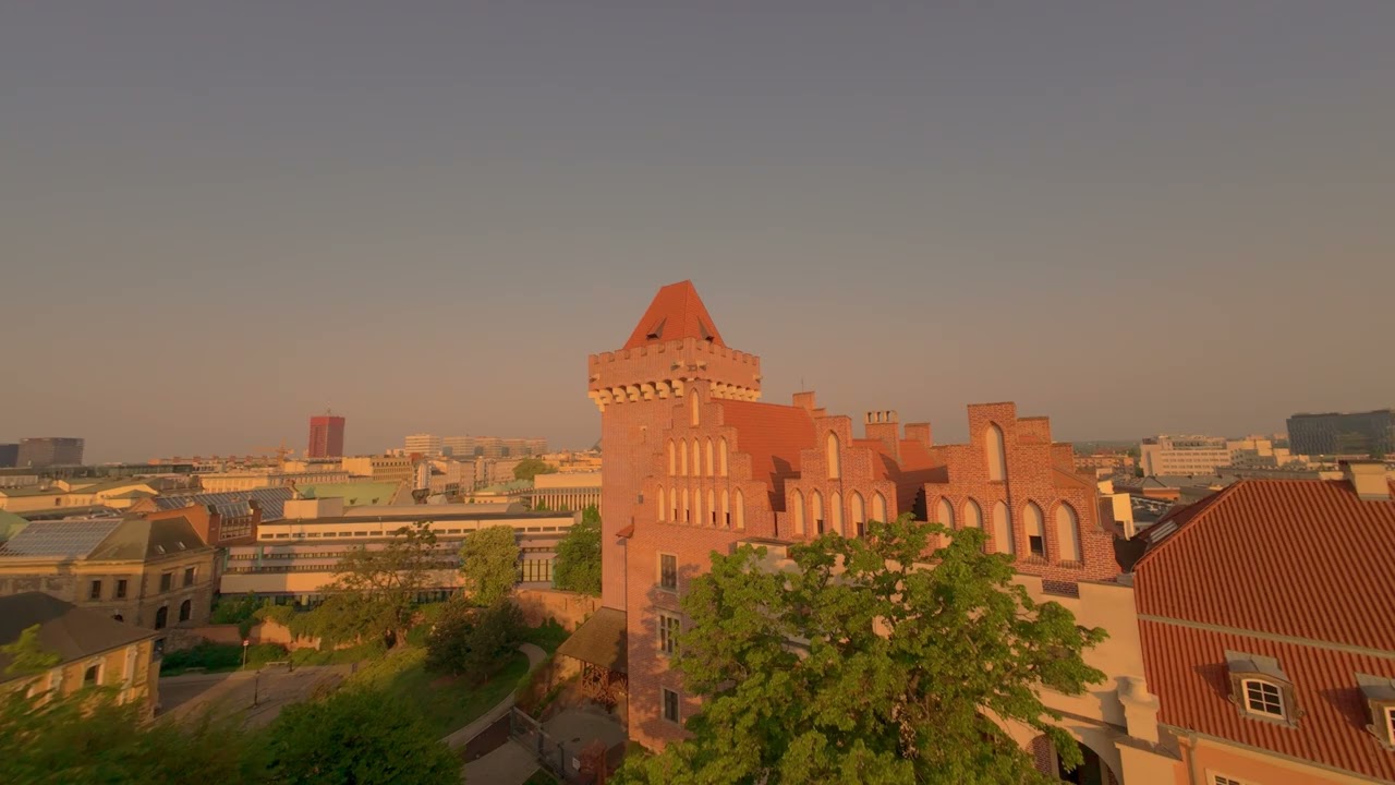 Poznań Stary Rynek Cinematic FPV