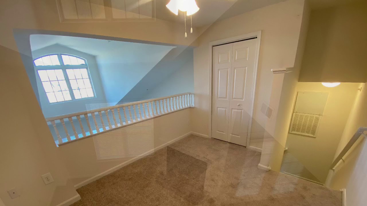 Avalon Reston Landing | Spot Renovated 1 Bed 1 Bath + Loft | 949 sqft | Style A4L