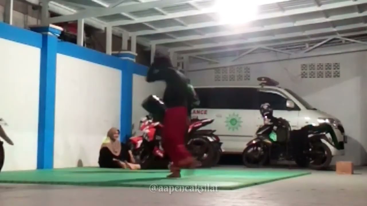 Latihan Tendangan Dasar Pencak Silat untuk Atlet Pemula | Biar Tendangan Kuat & Tepat!
