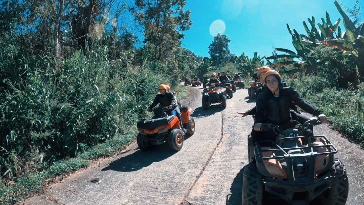 ลุยโคลนฝ่าป่าขับ ATV กลางขุนเขาเชียงราย