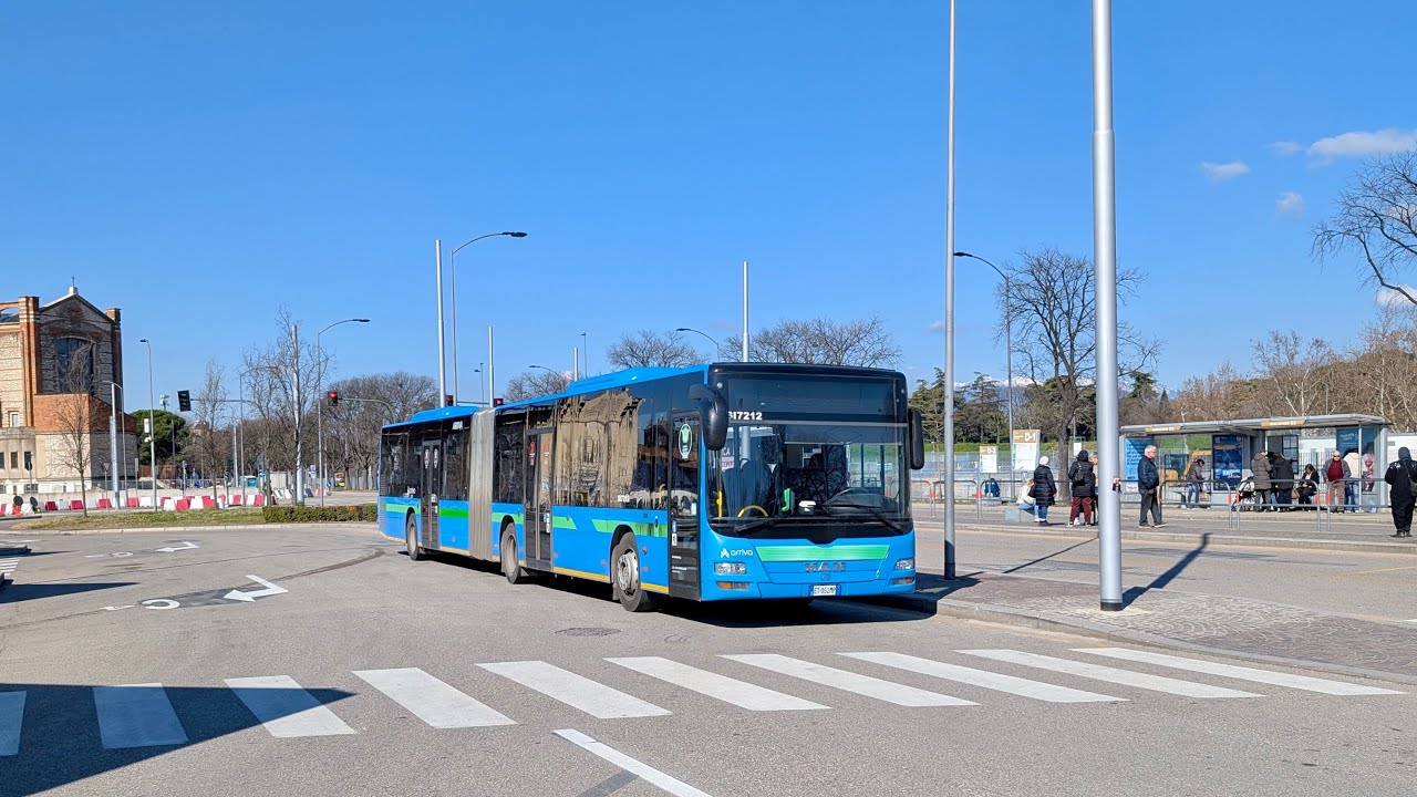 MAN A23 Lion's City G di Arriva, matricola SI7212, sulla linea LN034