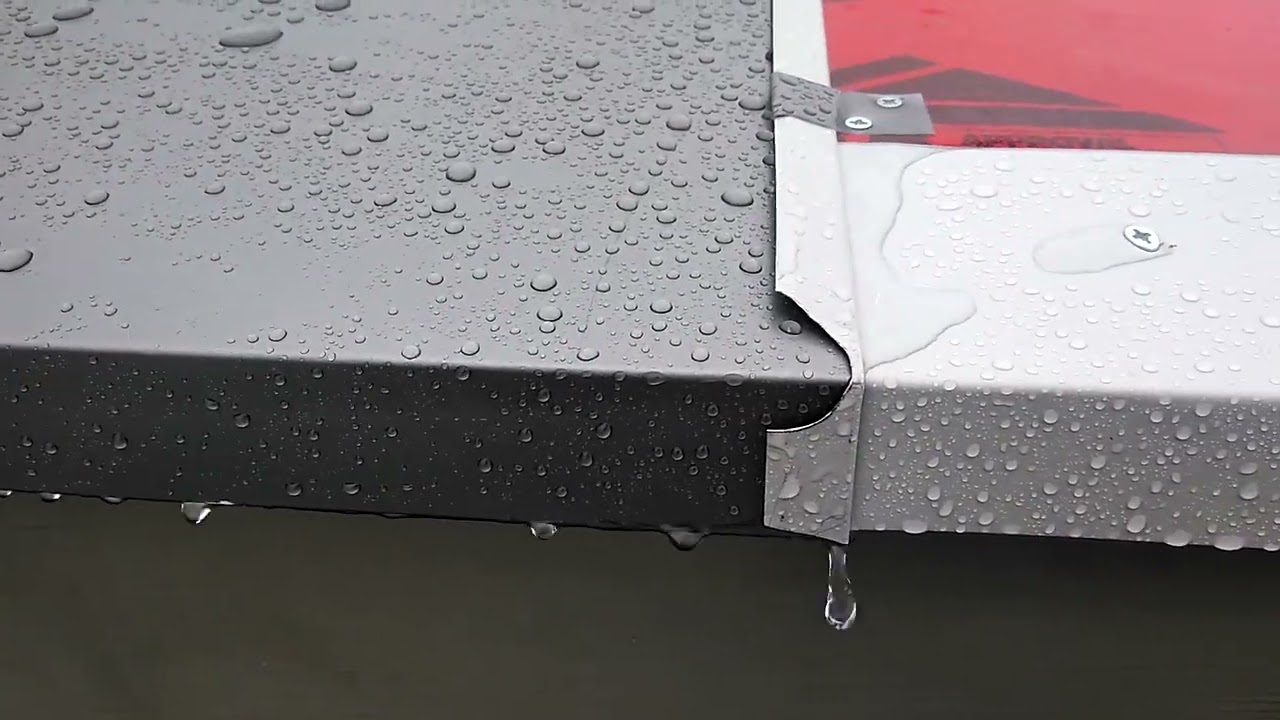 attyka na zasuwke / parapet with a latch