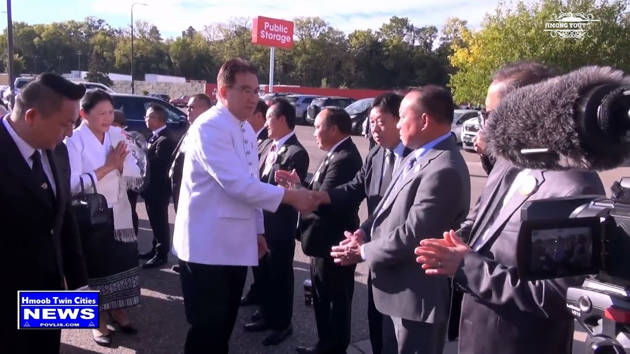 Король Лаоса вспоминает PT. Вам Нчоов Вадж Луб Нциг для народа хмонг/нплог