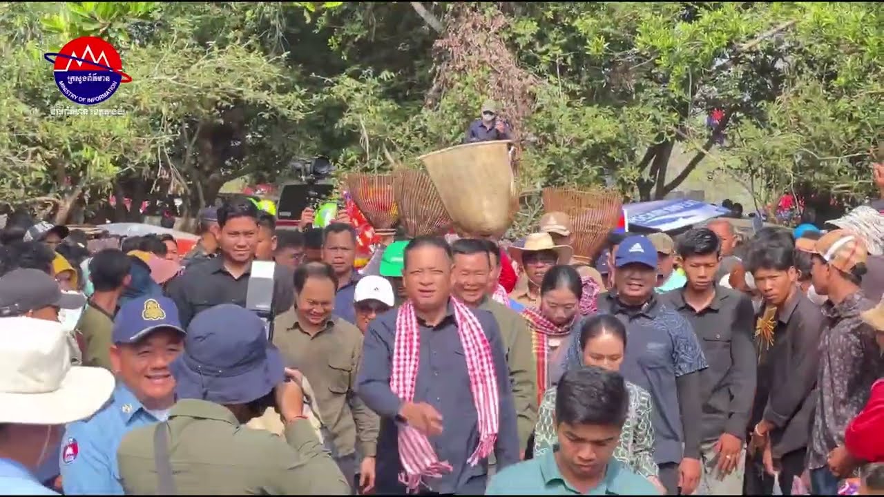 ទិដ្ឋភាព​ទាំងស្រុង​នៃ​ ពិធី​ចាប់ត្រី​បែប​បុរាណ​ នៅត្រពាំងក្រម​