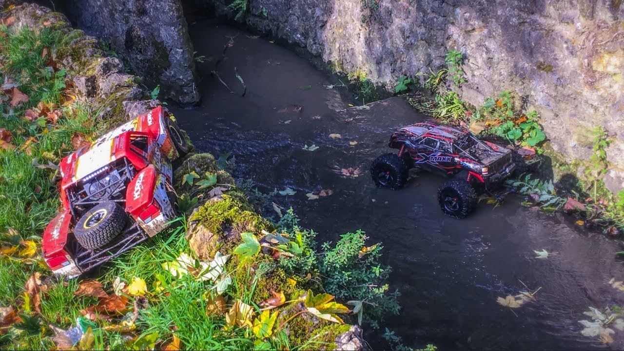 X-maxx 8s vs Super Baja Rey racing & offroad bashing