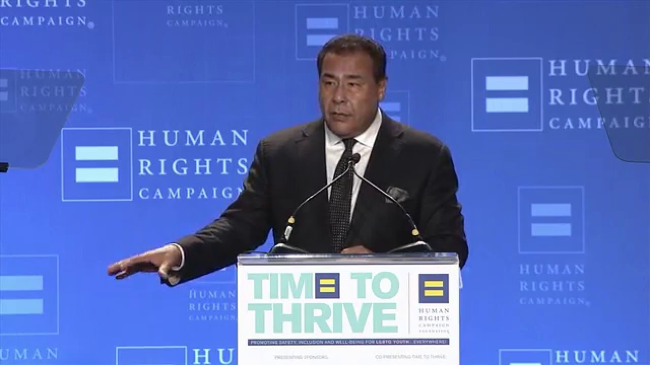 John Qui&ntilde;ones Receives the Upstander Award
