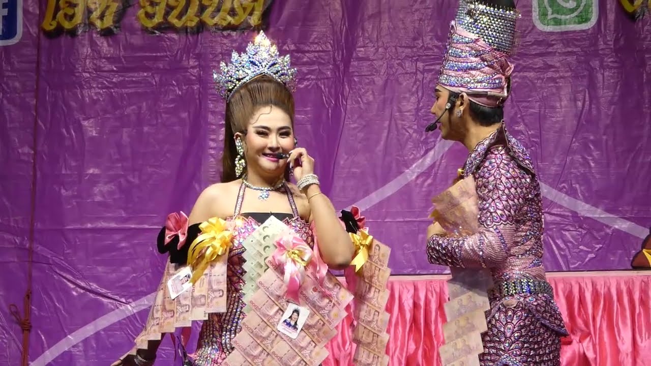 ไอซ์ & ปุย : เกี้ยว #บุพเพสันนิวาส ชมพูหวานเจี๊ยบบบ ^^ #ปุยปรีญานุช #ไอซ์อนันต์