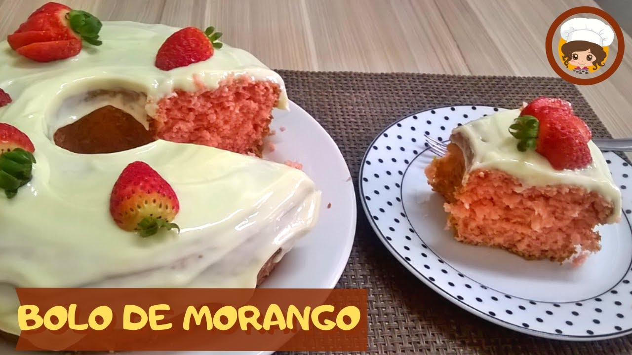 BOLO DE MORANGO COM GELATINA -  MIL DELÍCIAS NA COZINHA