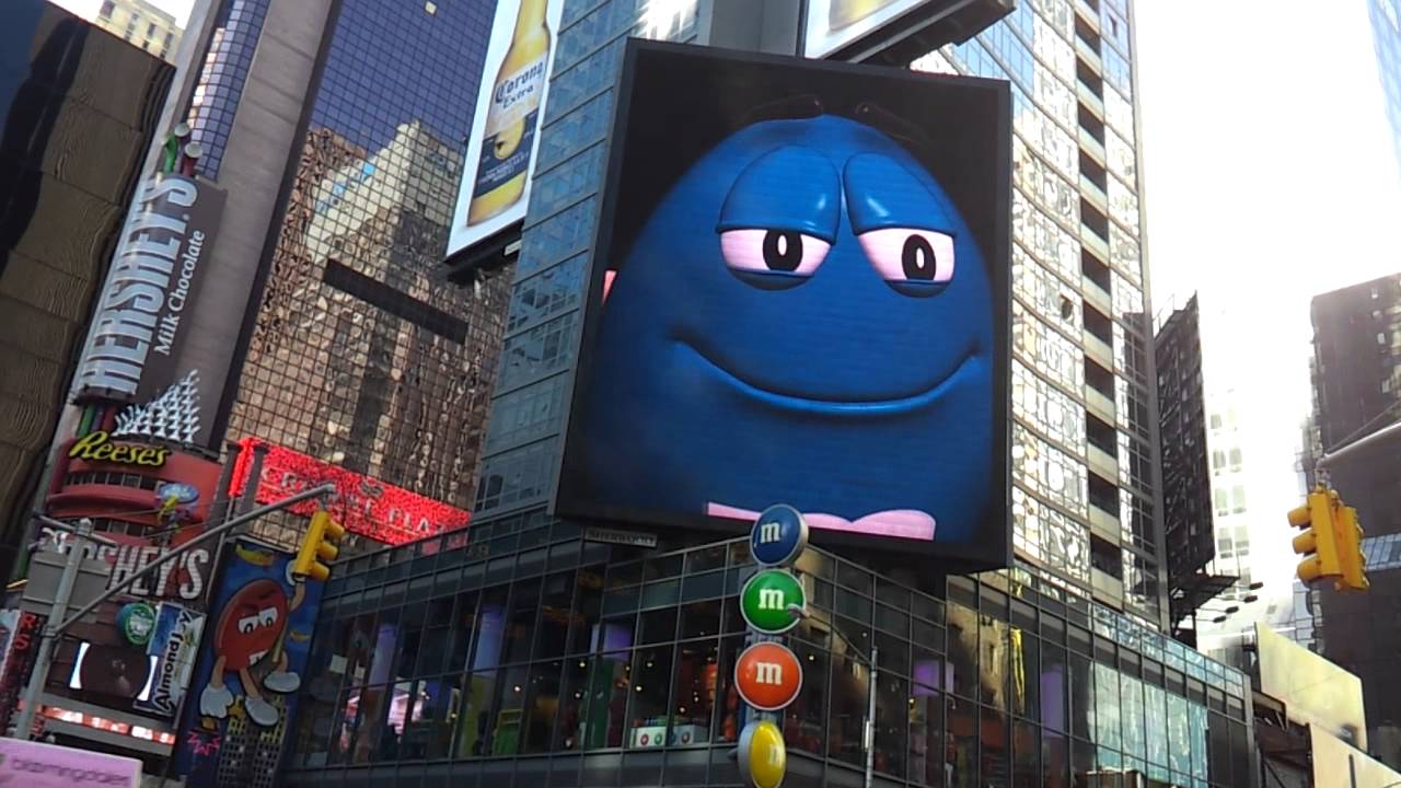 M&M Commercial - Video Wall @ New York Times Square - 2012